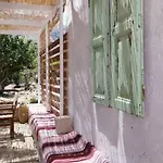 Semesterbostad Maison Des Clementines Vathis