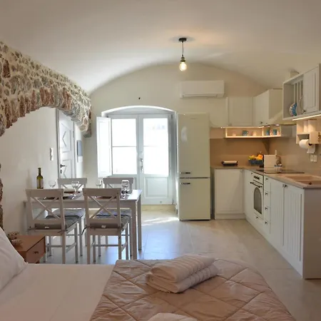 Maison Des Clementines Vathis